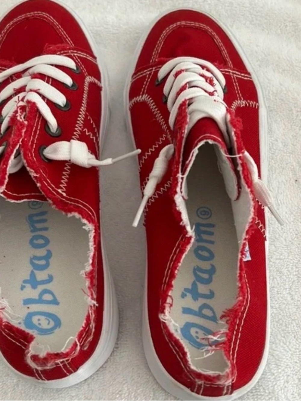 Obtaom  Red Canvas Sneakers with White Laces